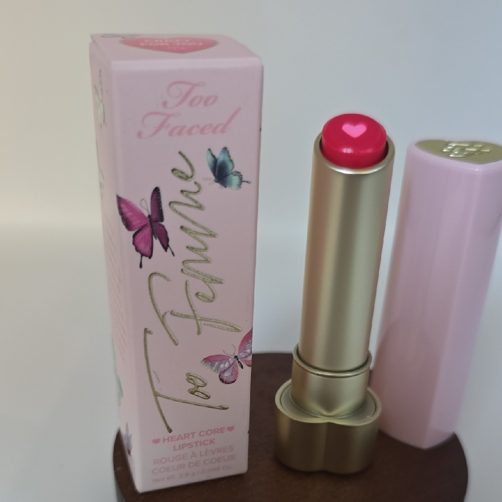 Too Faced Too Femme - Heart Core Lipstick - Crazy For You - Picture 4 of 9